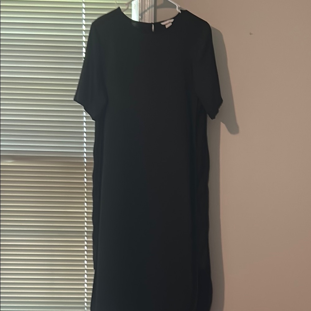 H&M Black Sheath Dress Short Sleeve Crew Neck
